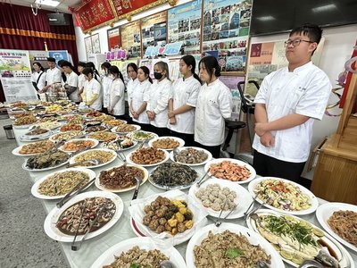 台電攜手澎湖海事送關懷　獨居長者暖心品味料理