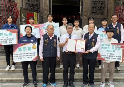 9名國手創校史紀錄 嘉義永慶高中感謝城隍廟贊助