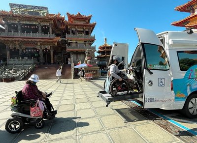 屏東旅遊復康巴士受歡迎　身障者出遊更自在