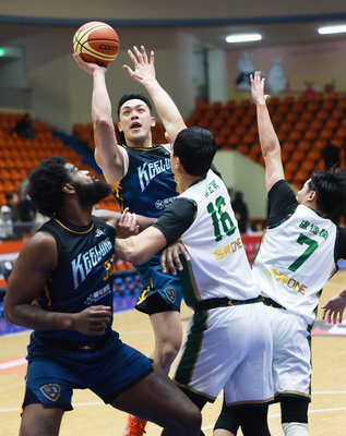 SBL基隆黑鳶奪隊史首勝　主將周儀翔仍在找感覺