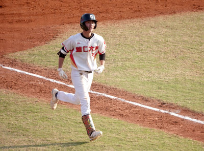 蔡承晉大專棒球聯賽開轟　當忠實球迷阿公的生日禮物