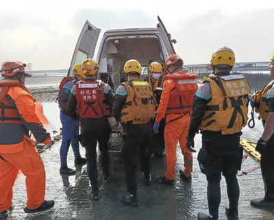 蚵農驚見遺體掛蚵架　失蹤男身分家屬確認報檢相驗