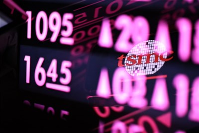 台積電回神 台股盤中翻紅攻30593點再創新高