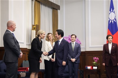 加拿大總理訪中2眾議員配合「政府建議」離台　政界批對北京低頭