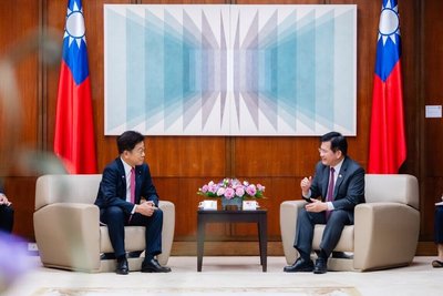 林佳龍接見日本眾議員團　盼台日洽簽經貿夥伴協定