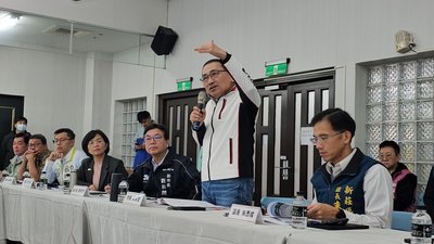 新北新莊行動治理　蘇巧慧、劉和然同台互動熱絡