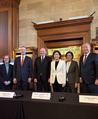 美製汽車關稅調降　鄭麗君：台美貿易協議簽署後公開