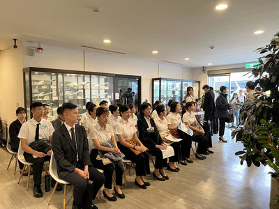 台灣虎航招募60名空服員  2400人報名競爭激烈