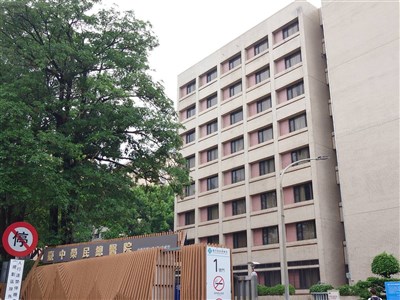 涉讓醫材商代刀分潤  台中榮總醫師與廠商等5人遭起訴