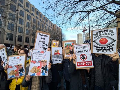 中國巨型使館建案抗議集會　英保守黨黨魁籲力抗北京