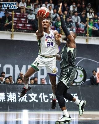 克羅馬關鍵2分跳投　TPBL雲豹客場宰夢想家