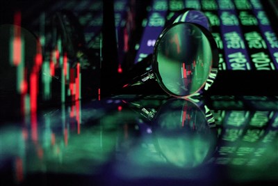 美股重挫拖累　台股盤中下跌近300點回測5日線