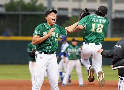 黃玠瀚不在同樣地方跌兩次 大專棒球聯賽4強後援勝