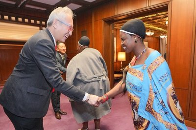 吳志中歡迎史瓦帝尼文官來台研習 盼親身感受人情味