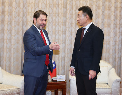 接見美參議員加勒戈　江啟臣盼解決台美雙重課稅問題