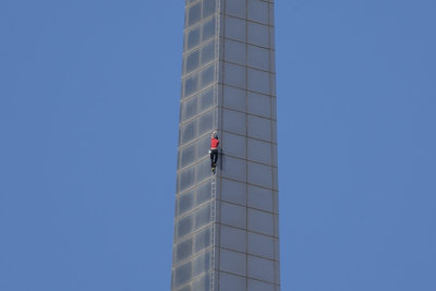 霍諾德成功登頂  「台北101」衝中國微博熱搜第1