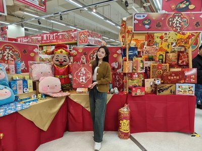春節買氣發威　家樂福、統一超雙通路搶商機