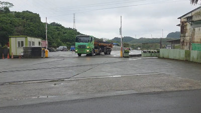 砂石車半夜偷跑進土資場? 基市:皆依規定行駛