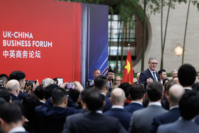 英相施凱爾:樂見習近平2027年訪問英國