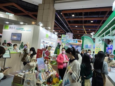 閱讀加速數位化　平台加碼電子書與訂閱服務