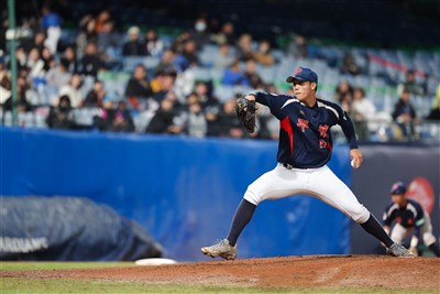 木棒聯賽劉任右登板球探聚集　4局10K平鎮搶勝