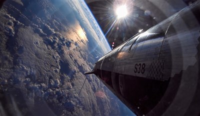 馬斯克：SpaceX將優先在月球打造「自我發展城市」