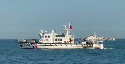 春節前中國海警船連2天侵擾金門　海巡併航阻隔