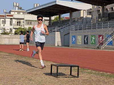 金門田徑小將勇闖全國　林于辛2000公尺障礙屢奪金