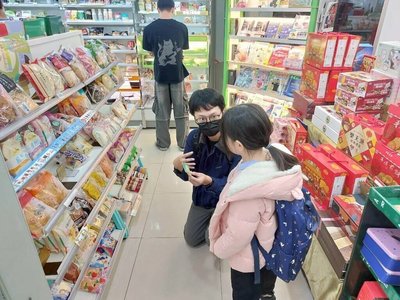 高雄弱勢兒少餐食卡數位化　擴展通路提升便利性