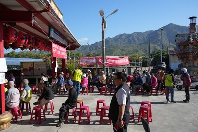 科技董事長回饋鄉里　屏東枋山鄉民人人有紅包