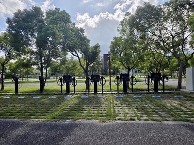 遠傳攜手東華大學　啟動電動車公共充電站