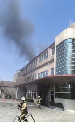 台南永康一家製藥公司火警　疏散9人、火勢撲滅