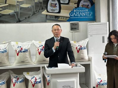 台灣愛心前進土耳其 72噸米助弱勢暫度難關