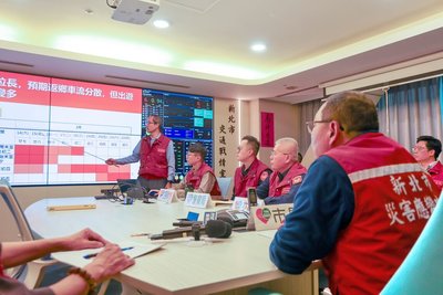 春節首日慰勞警察　侯友宜：市府永遠當後盾