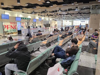 春節疏運現首波返台人潮  澎湖機場部分航班延誤