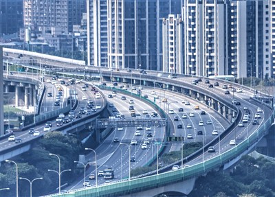 初三下午國道17路段易塞　交通量估為平日1.5倍