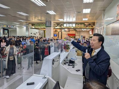 收假金門返台近400人候補 陳福海:盡力協調加班機