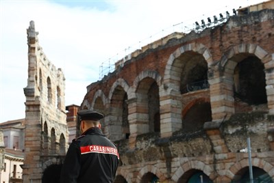 2026米蘭冬奧歌舞聲中落幕　2030法國阿爾卑斯接棒