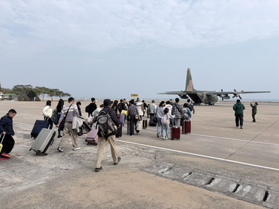 軍機及加班機支援　春節期間離島疏運較去年增9%