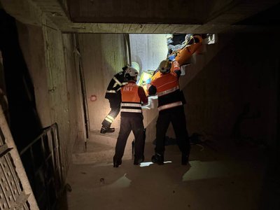 北市北投區工地頂樓2工人暈倒水槽內　緊急送醫搶救