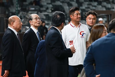 看台灣隊揮棒快爆發力好  王貞治：假以時日會更好