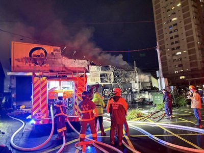 汐止賣場火警竄濃煙　環保局提醒雙北多處防空污