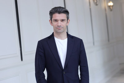 大提琴名家卡普松用樂音回應時代 錄專輯關切環保