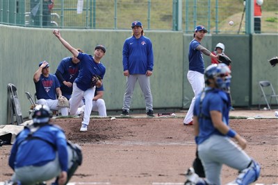 WBC陳柏毓牛棚練投 定位可能先發或投第2任