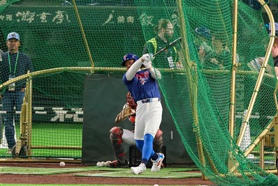 備戰WBC張育成打擊微調 東蛋滾地球處理要更快