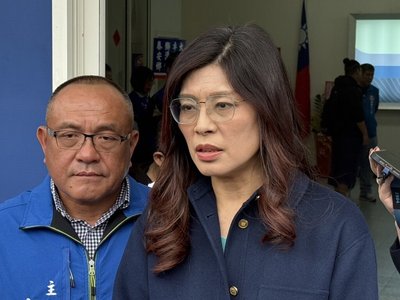 鄭麗文赴苗栗藍營團拜　盼加倍建設吸引居住投資