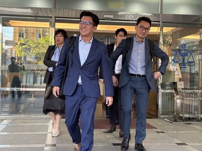 王貴鋒涉公款租豪車招待所　證人稱為吸引高端客戶