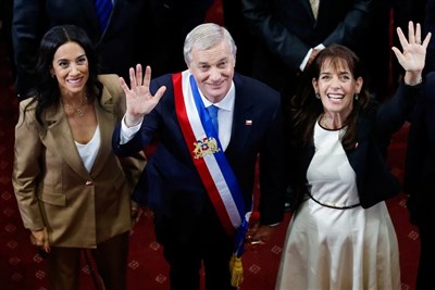 智利三十多年最右翼總統卡斯特上任　借鑑川普強硬移民政策