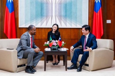 林佳龍接見聖克里斯多福2部長　感謝堅定支持台灣