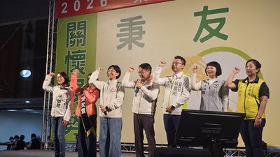 新北蘇巧慧和温世政互動佳　黃國昌邀館長訪競總